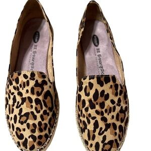 Like New Dr. Scholl's Find Me Espadrille Slip On tan/black leopard print…
